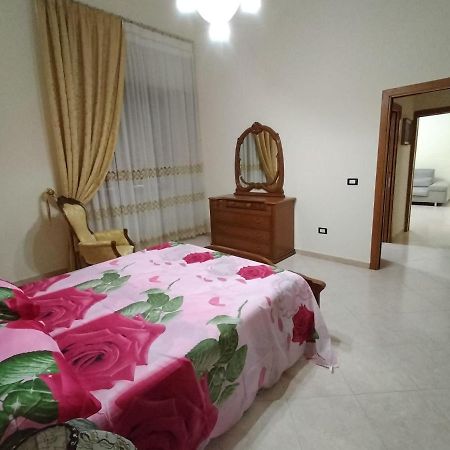 Casa Vacanze Al Castello Trani Extérieur photo