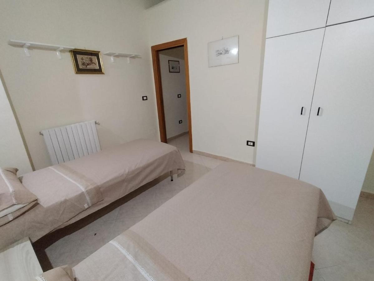 Casa Vacanze Al Castello Trani Extérieur photo